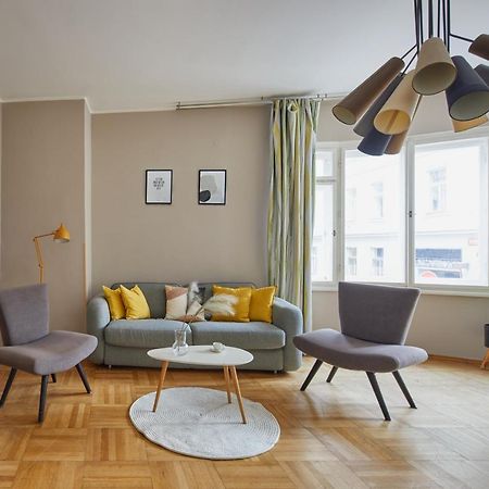 Prague Days - Modern Apt W Retro Elements - New Town Exterior photo